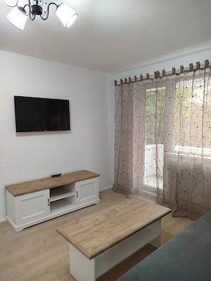 Închiriez apartament 2 camere - imagine 3