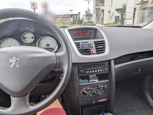 Peugeot 207 1.4 16V benzină, 2  km, AC - imagine 9