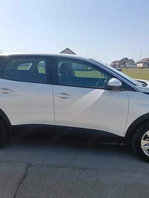 Vând Peugeot 3008 1,2 Pure Tech 130 CP 2020 ful LED - imagine 2