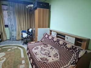 Vând cameră mobilată situată în căminul nr. 5 din Plopeni, Prahova - imagine 2
