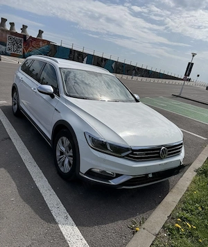 Vw passat b8 altrack 2.0 tdi 190 cp 4Motion 