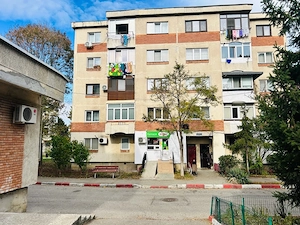 Apartament 2 camere Mioveni - proprietar, etaj 1, vedere bulevard, 52mp - imagine 3