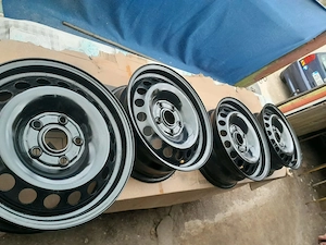 Vand set jante originale pe 15 cu 5 gauri 5x112 