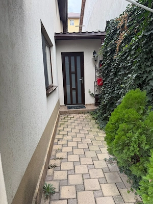 Vila 4cam.Popesti-Leordeni,linga Campus,Toate utilitățile,parcare,gradina,magazine,metrou, - imagine 2