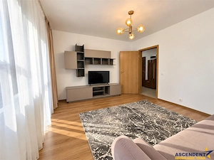 Garsoniera cu gradina privata si loc de parcare, zona Coresi - imagine 5