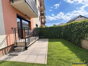 Garsoniera cu gradina privata si loc de parcare, zona Coresi - imagine 8