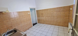 Resita Casa la Sosea, Muncitoresc,Curte Comuna - imagine 12