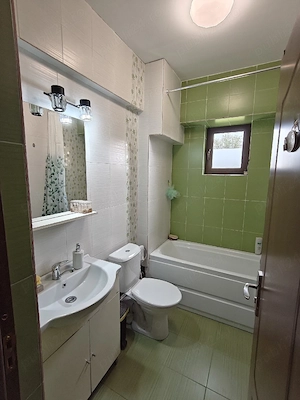PF caut colegă de apartament - imagine 3