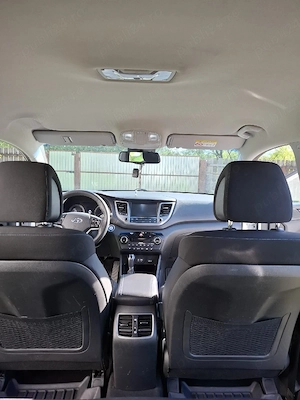Vând Hyundai Tucson 2.0CRDI  - imagine 4