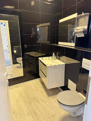 De inchiriat spațiu comercial de 70 mp utili, ultracentral - imagine 5