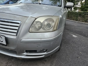 Toyota Avensis 1.8 Comfort - imagine 2