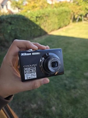 Nikon Coolpix S4000 negru