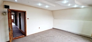 Apartament 2 camere, nemobilat, Cirvumvalatiunii - imagine 3