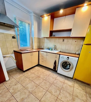 Vand apartament 3 camere Astra - imagine 3