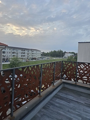inchiriez penthouse Giroc