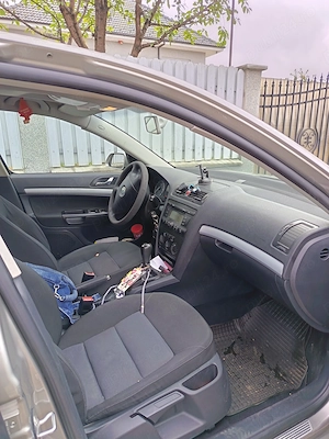 Vând Skoda Octavia 2007 - imagine 4