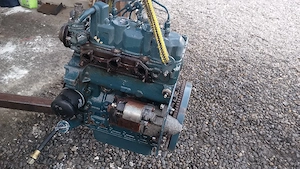 Motor kubota D950