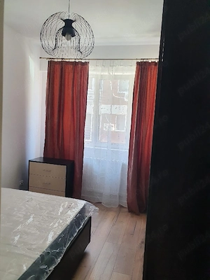 Proprietar Închirez Studio Renovat - imagine 10