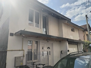 Casa cu garaj și 5 camere - imagine 4