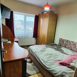 Proprietar vand apartament decomandat 3 camere MOBILAT, langa Parcul Central, Bd Republicii - imagine 5
