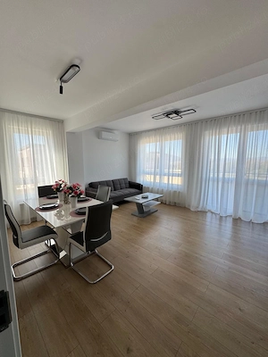 Penthouse premium cu terasă mare și vedere panoramică spre Piatra Craiului - imagine 3