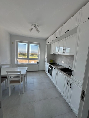 Penthouse premium cu terasă mare și vedere panoramică spre Piatra Craiului - imagine 4