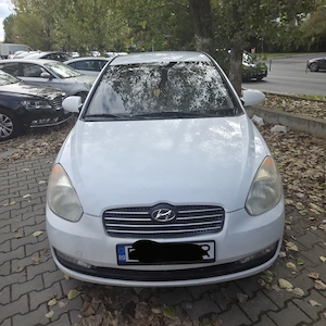   Hyundai Accent 2009 1.4  Benzină  125.000 km  Stare foarte bună.  - imagine 3