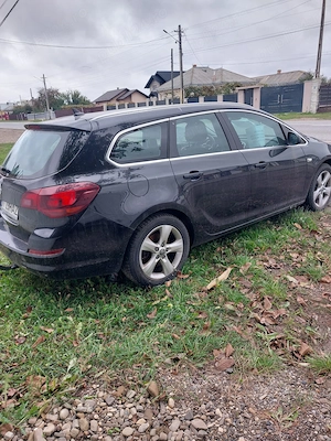 Opel astra J 2.0 Automat cu Motor Defect  - imagine 4
