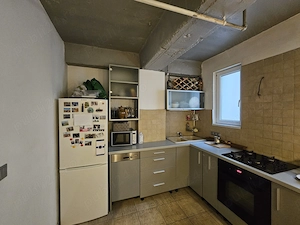 Apartament generos, 3 camere, etajul 8 din 10, semidecomandat, terasă mare, aproape de Iulius Mall - imagine 13