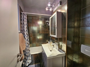 Apartament generos, 3 camere, etajul 8 din 10, semidecomandat, terasă mare, aproape de Iulius Mall - imagine 16