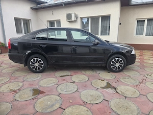 Skoda octavia 2-2008- 16 Mpi.prim proprietar.Provenienta Porsche RO. 156000KM.Pret 2700 Euro - imagine 4