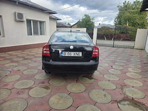 Skoda octavia 2-2008- 16 Mpi.prim proprietar.Provenienta Porsche RO. 156000KM.Pret 2700 Euro - imagine 6