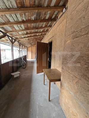 Casă din cărămidă, renovată integral, cu gospodărie în com. Cornățelu - imagine 16