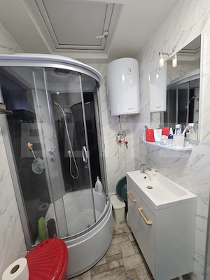 Casă din cărămidă, renovată integral, cu gospodărie în com. Cornățelu - imagine 10