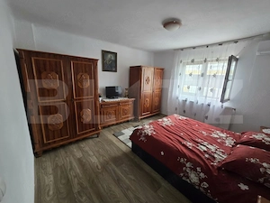 Casă din cărămidă, renovată integral, cu gospodărie în com. Cornățelu - imagine 4
