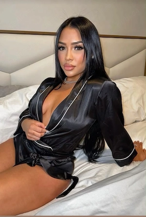 Escortă lux Yolanda Pipera!