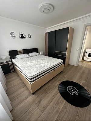 vand apartament 2 camere, la cheie - imagine 5