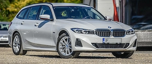 BMW 320E Plug In Hybrid, automat, electric, 2023, garantie 2028, doar 117.133 km - imagine 2
