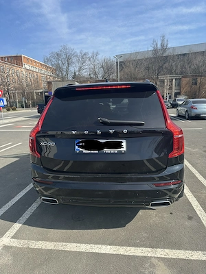 Vand schimb Volvo XC90 B5 R-Design AWD Bowers & Wilkins - imagine 2