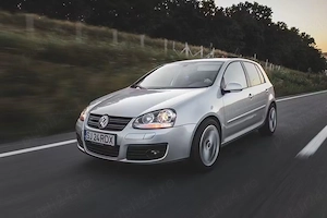 Vând Volkswagen golf 5