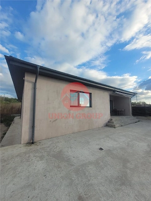 Casa Superba Parter 3 Dormitoare+Living, Mobilier Lux, Nisipari, la Aproximativ 35 min de Constanta - imagine 14