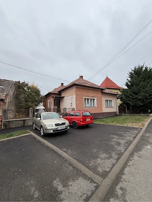 Casa ultracentrala Turda - 852 mp teren, 5 camere, gradina, garaj, mobilata, la 20 de min de cluj - imagine 2