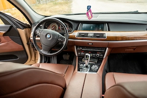 BMW seria 5 - imagine 8