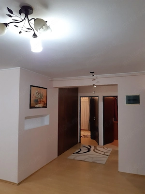 Închiriez ap. 3 camere cu garaj, zona Bună Ziua, Cluj-Napoca - imagine 3