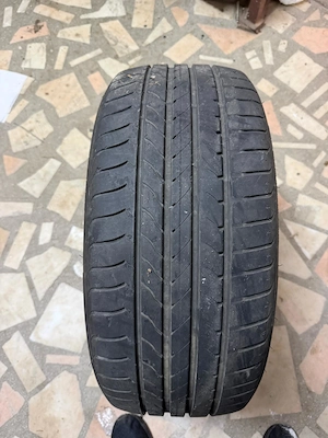 Titlu anunț: O singură anvelopă Goodyear 225/45 R18 RunFlat – Stare bună - imagine 4