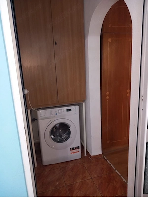 închiriez apartament 2 camere - imagine 3