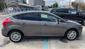 Ford Focus 1.0 ecoboost 125CP 6 trepte 2013 - imagine 3