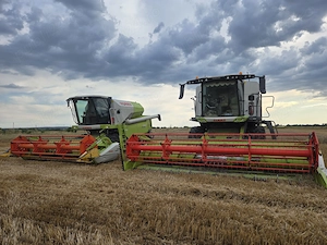 combina agricola plata in rate Claas Avero 240, Trion 530