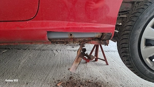 vopsitor auto   tinichigiu reparatii caroserie polish 