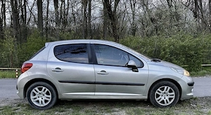 Vând Peugeot 207 motorizare 1.4 HDi - imagine 2
